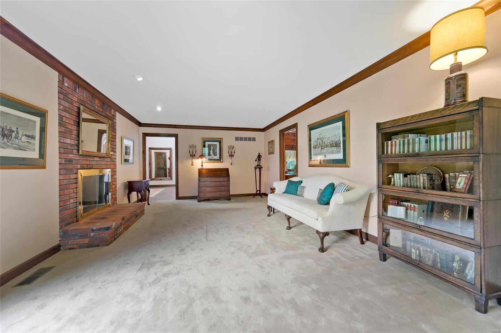 24 Chesterfield Lakes Road Chesterfield, MO 63005 - Photo 21 of 49 Gallery Image 21