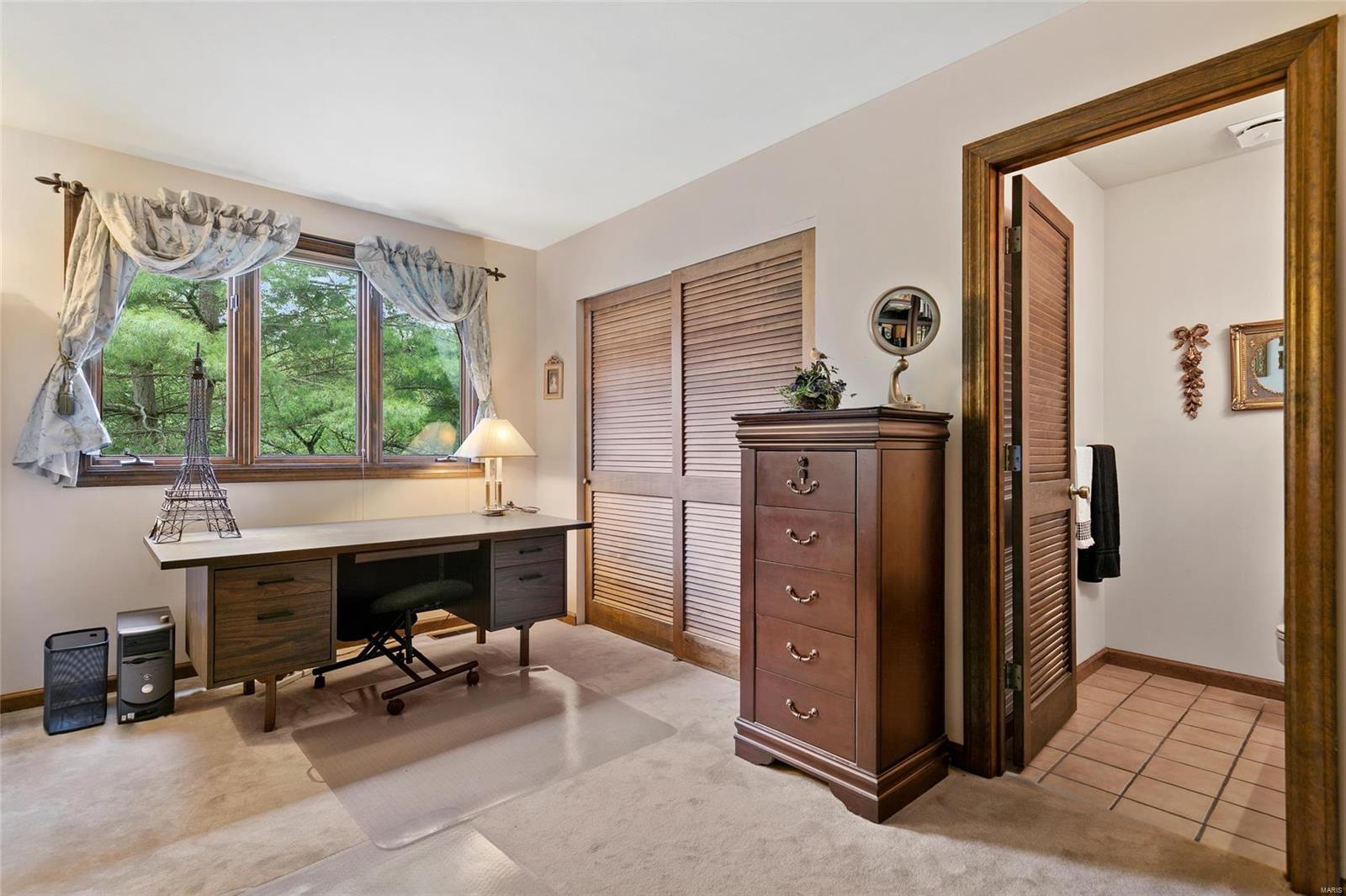 24 Chesterfield Lakes Road Chesterfield, MO 63005 - Photo 30 of 49 Gallery Image 30