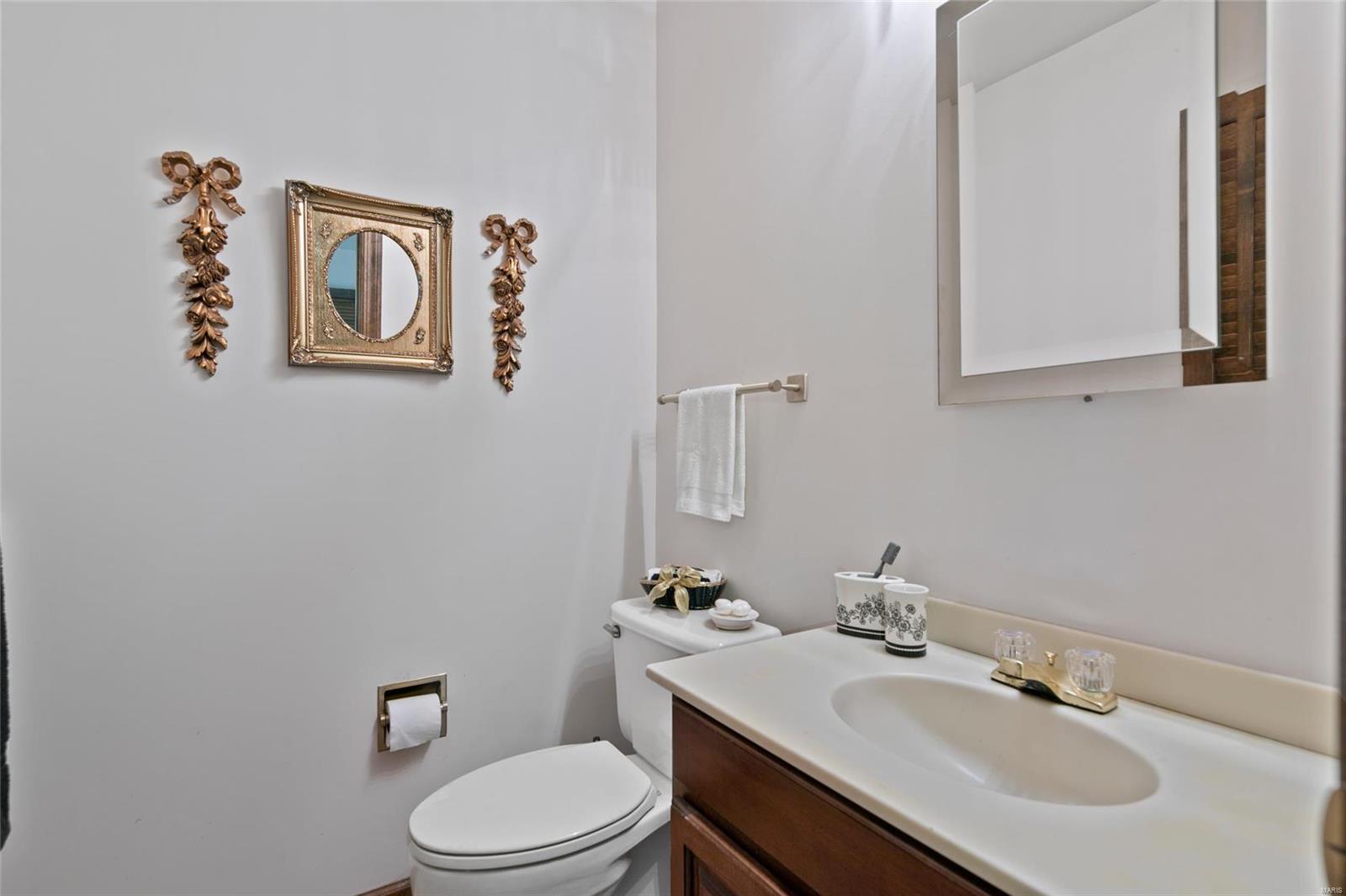 24 Chesterfield Lakes Road Chesterfield, MO 63005 - Photo 31 of 49 Gallery Image 31