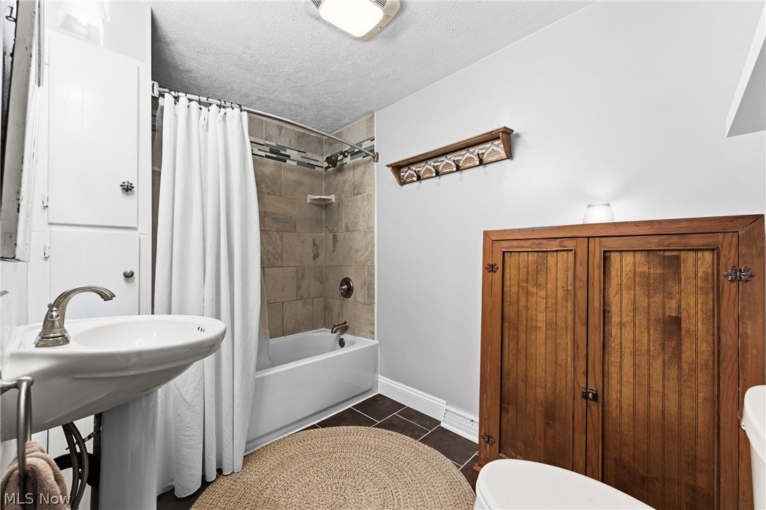 5983 Kungle Road Clinton, OH 44216 - Photo 16 of 29 Main Floor Full Bathroom