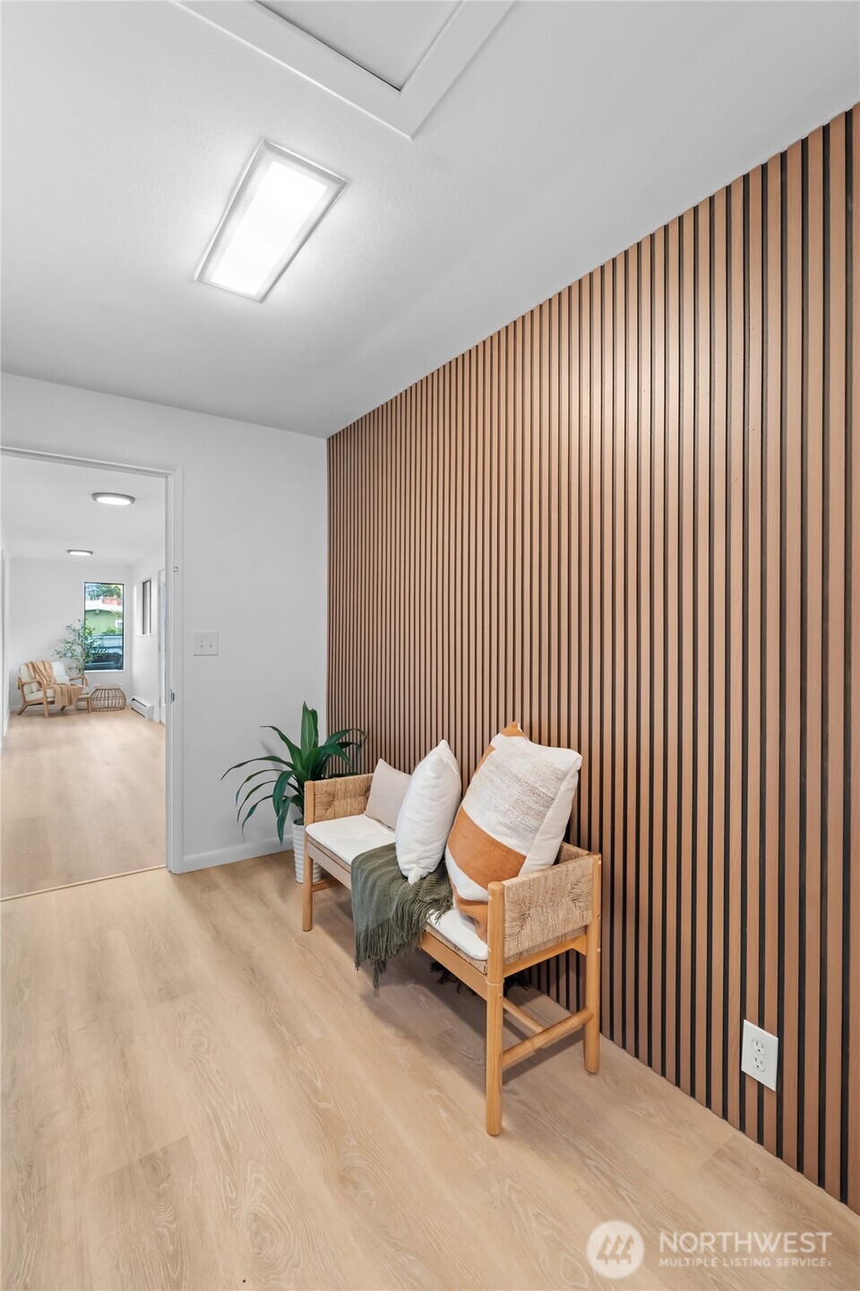 1414 Hummingbird Lane Northwest Olympia, WA 98502 - Photo 29 of 40 a living room with furniture