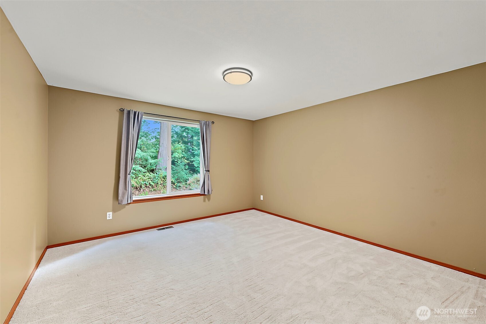 4529 Johnson Point Road Northeast Olympia, WA 98516 - Photo 24 of 39 Gallery Image 24