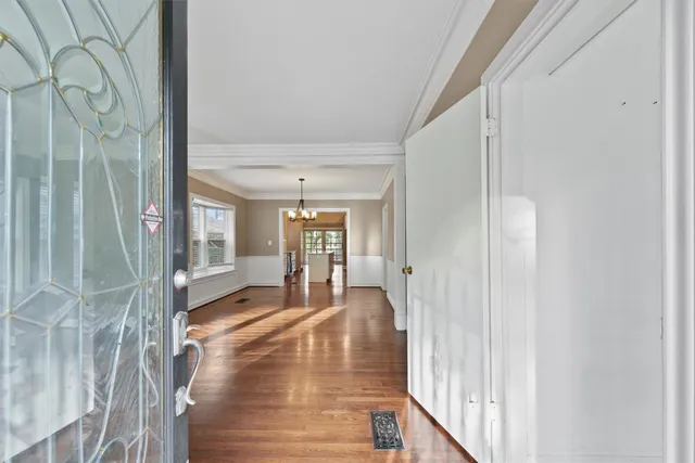 a view of a very nice looking room