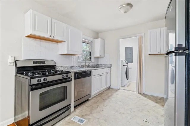 $2,000 | 681 Toliver Street Northeast, Marietta, GA 30060