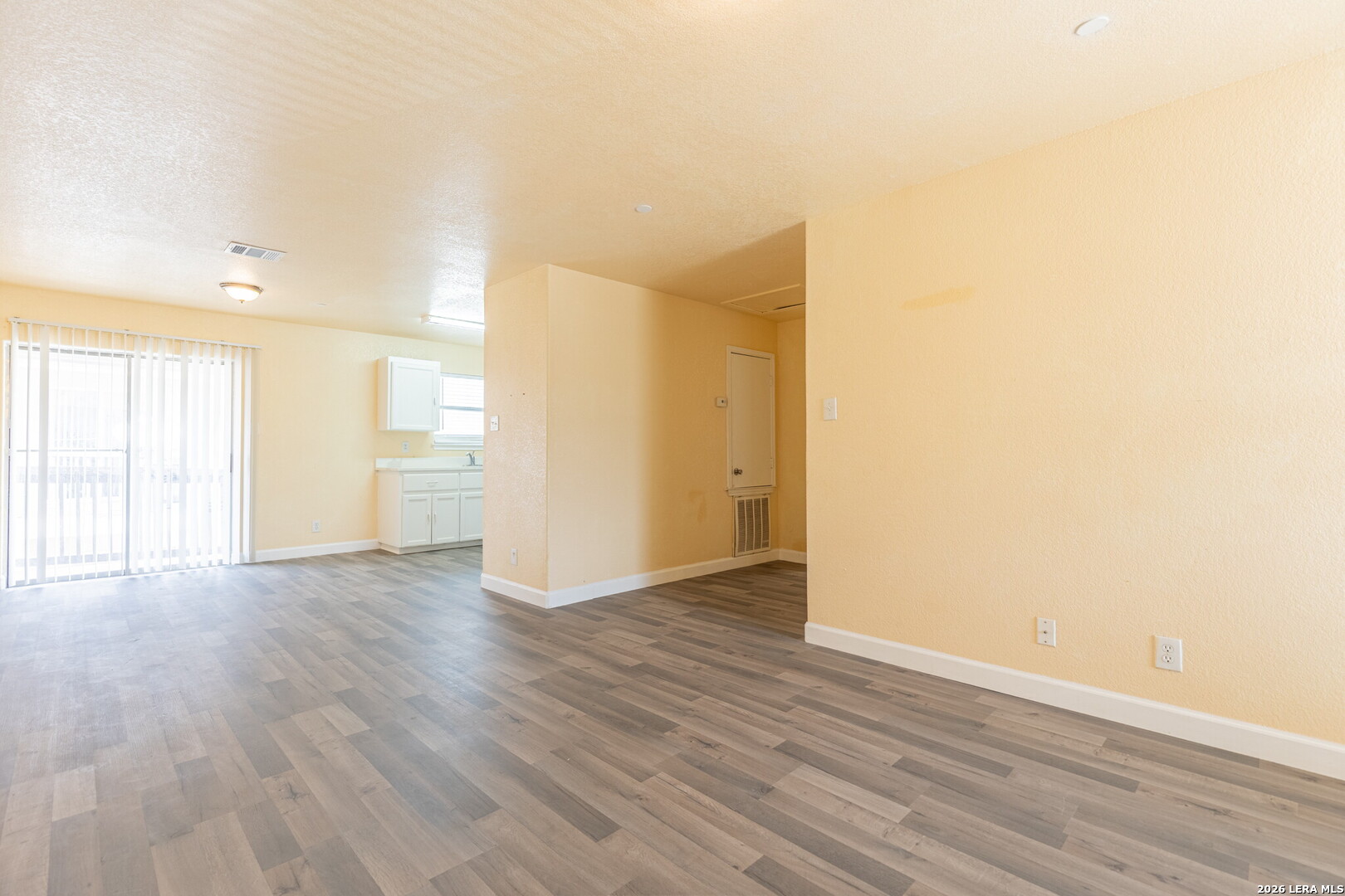 6482 Spring Time Street San Antonio, TX 78249 - Photo 6 of 26