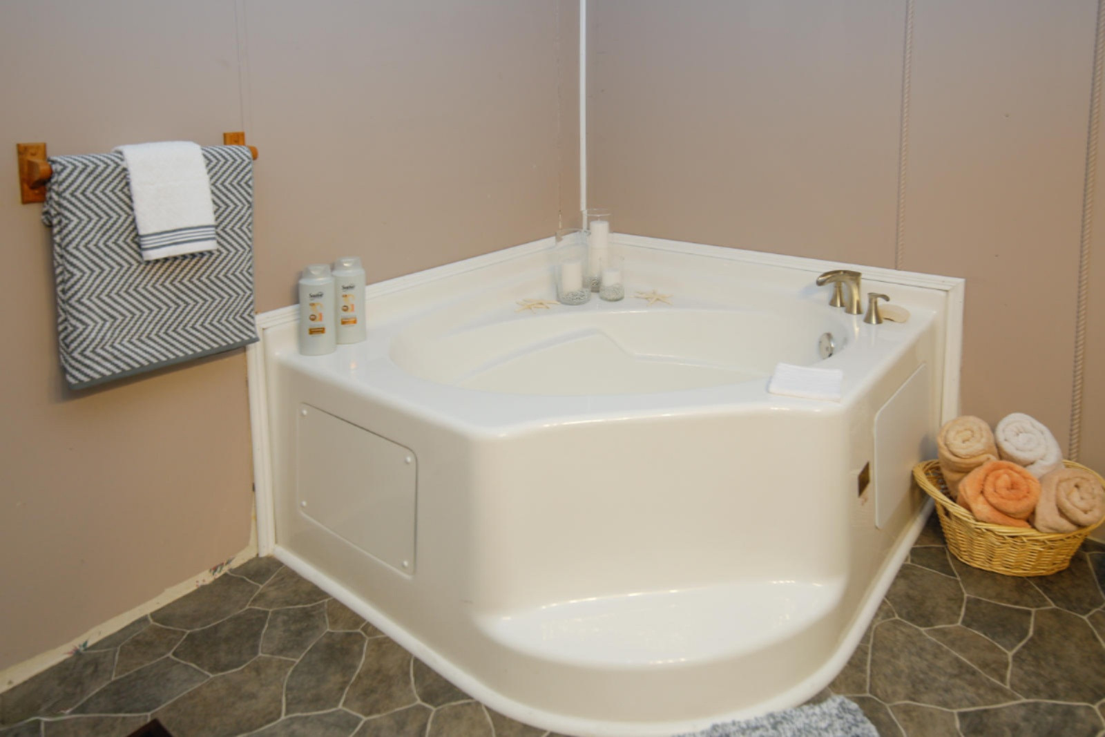 3337 Babylon Road Allegan, MI 49010 - Photo 12 of 22 3337 Babylon Rd-113