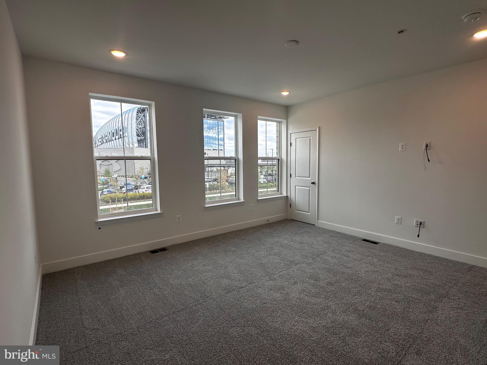 2504 West Peninsula Drive, Unit A Baltimore, MD 21207 - Photo 30 of 33 a view of an empty room with a window