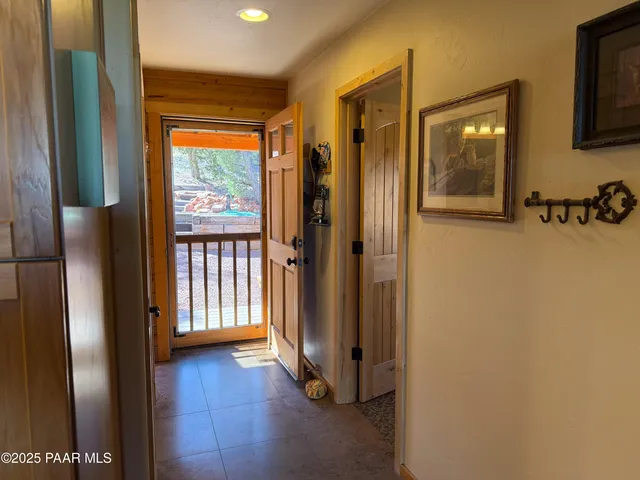 $349,000 | 34460 West Via De Oro Parkway, Seligman, AZ 86337