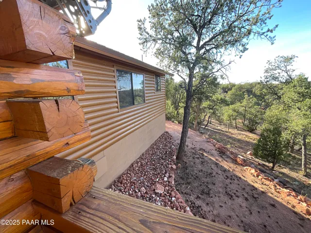 $349,000 | 34460 West Via De Oro Parkway, Seligman, AZ 86337