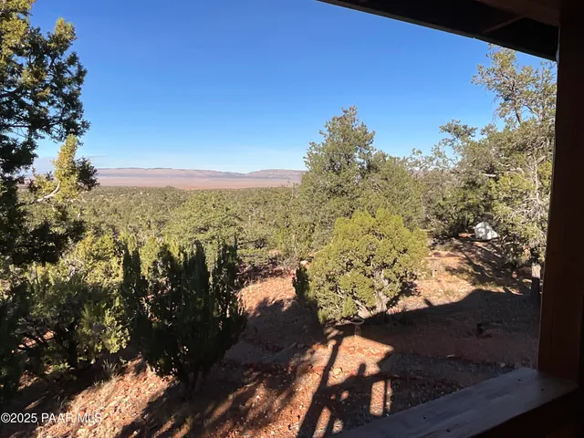 $349,000 | 34460 West Via De Oro Parkway, Seligman, AZ 86337