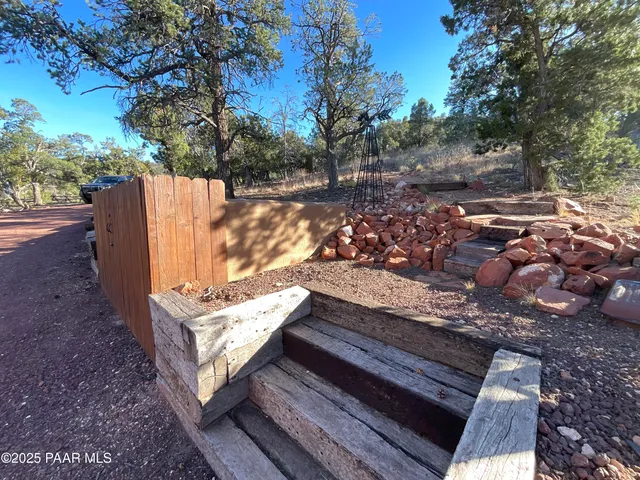 $349,000 | 34460 West Via De Oro Parkway, Seligman, AZ 86337