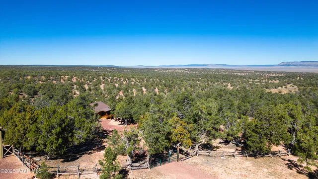 $349,000 | 34460 West Via De Oro Parkway, Seligman, AZ 86337