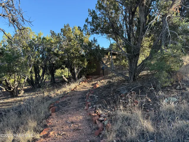 $349,000 | 34460 West Via De Oro Parkway, Seligman, AZ 86337