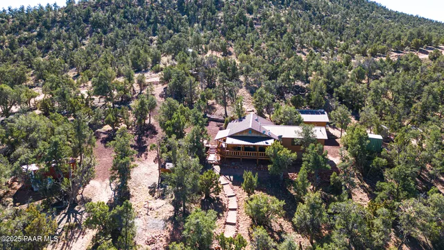 $349,000 | 34460 West Via De Oro Parkway, Seligman, AZ 86337