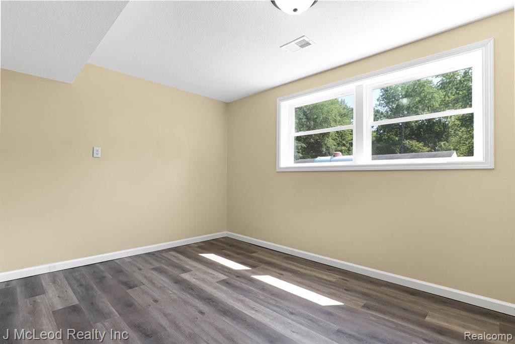 6851 Sheridan Road Vassar, MI 48768 - Photo 36 of 51 Gallery Image 36