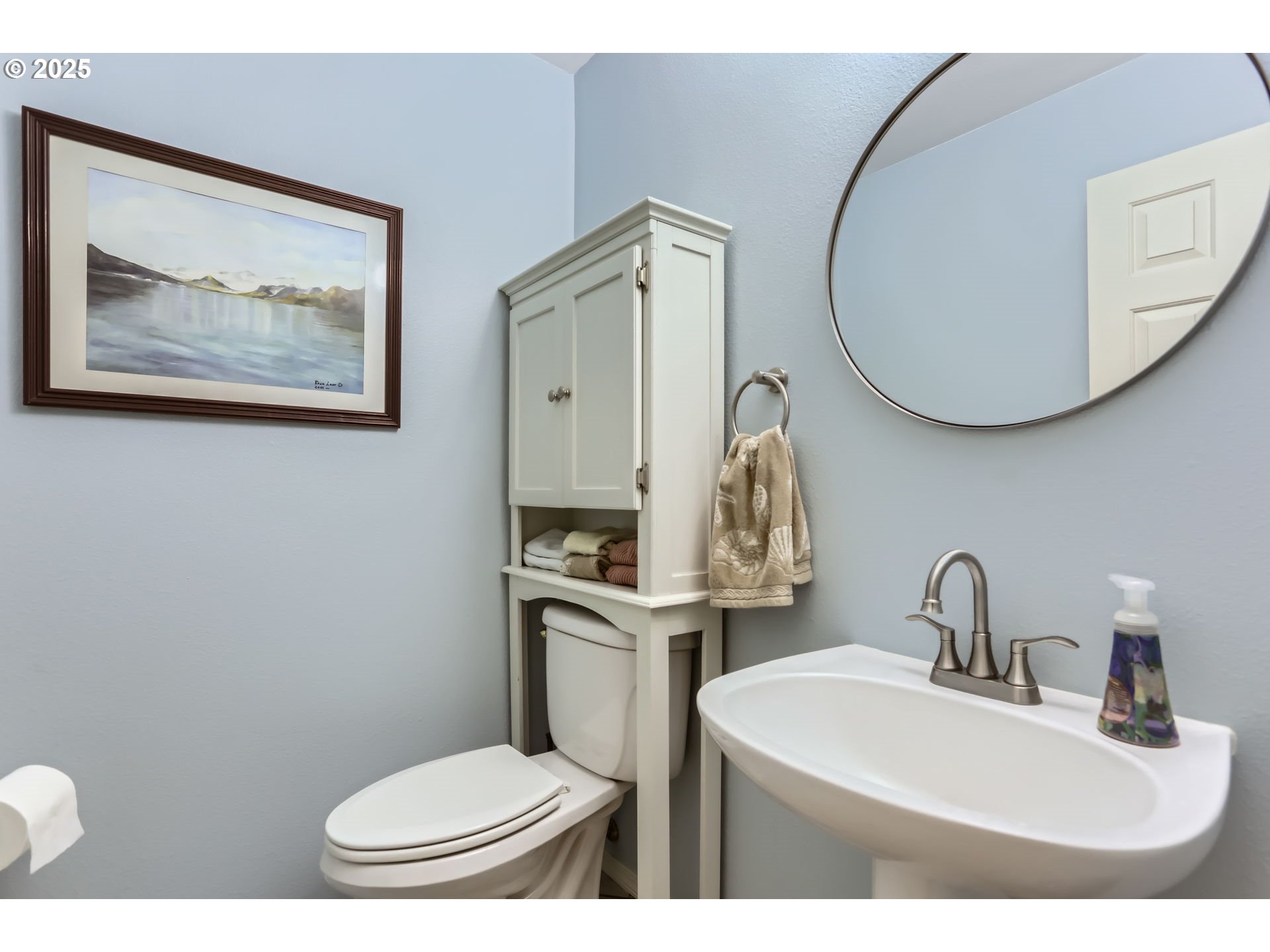 8650 Southwest Turquoise Loop Beaverton, OR 97007 - Photo 14 of 35 Den/Office