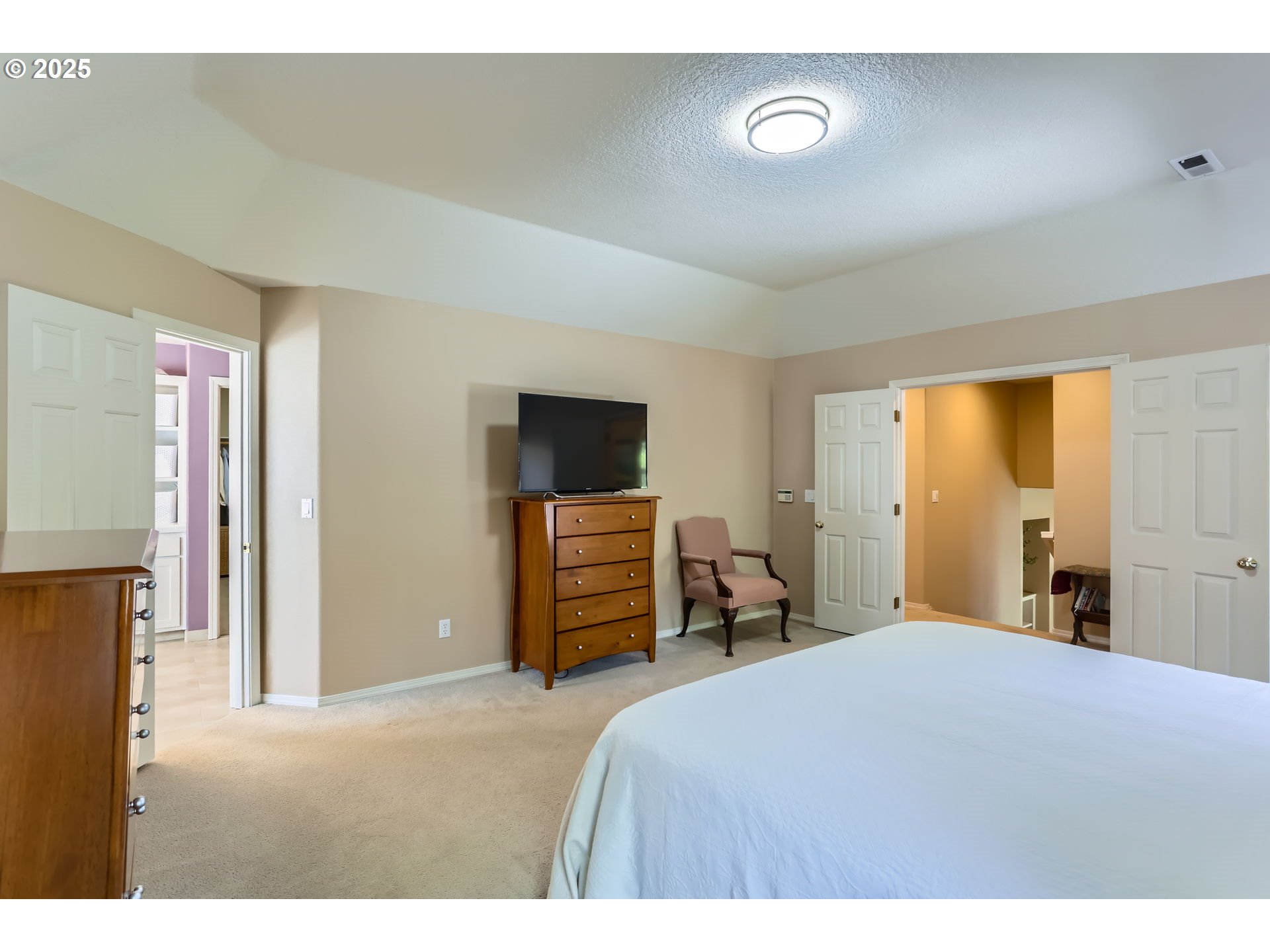 8650 Southwest Turquoise Loop Beaverton, OR 97007 - Photo 16 of 35 Bedroom, Owner's Suite