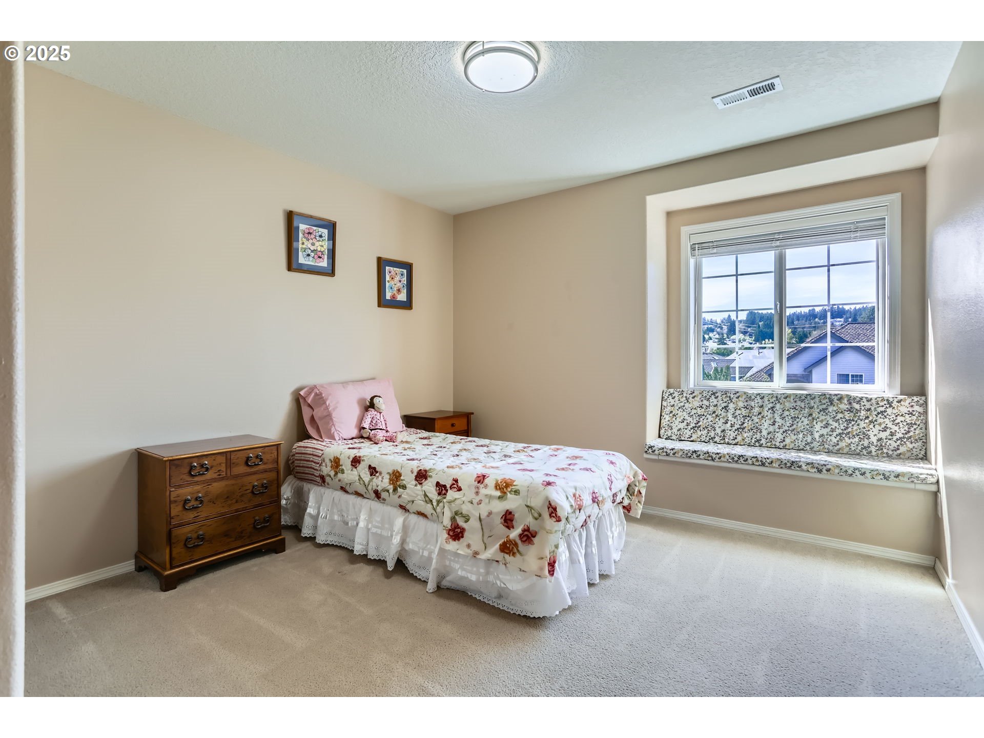 8650 Southwest Turquoise Loop Beaverton, OR 97007 - Photo 21 of 35 Bedroom