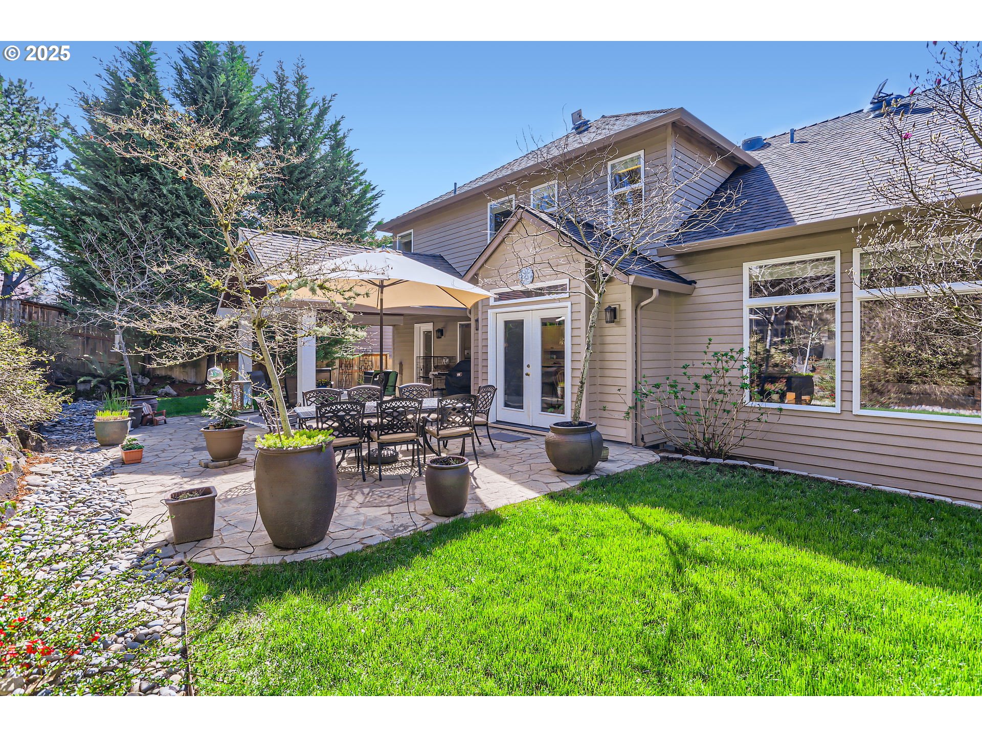 8650 Southwest Turquoise Loop Beaverton, OR 97007 - Photo 28 of 35 Covered Patio