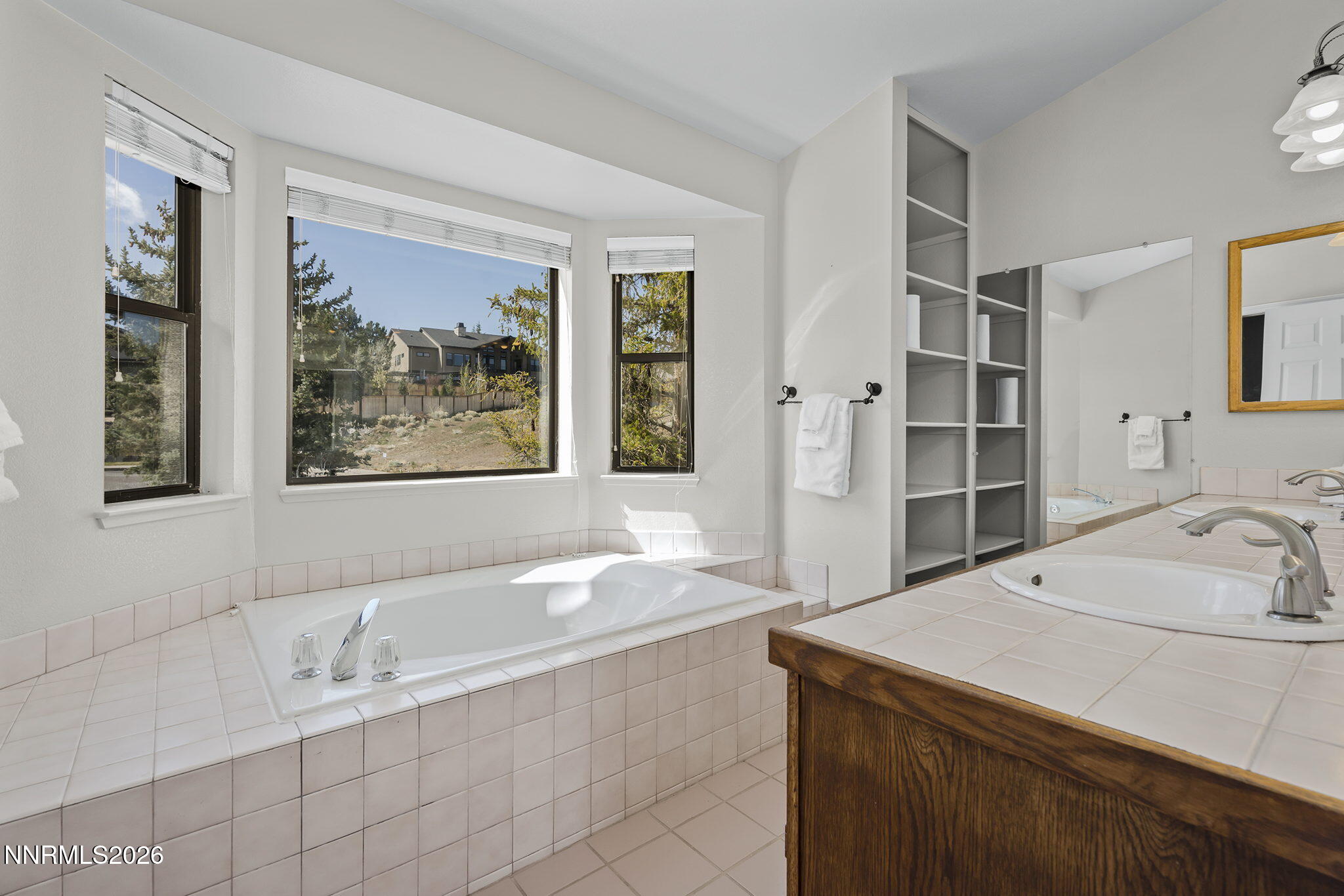 4266 Whistlewood Court Reno, NV 89509 - Photo 16 of 24 29-web-or-mls-_DSC0552