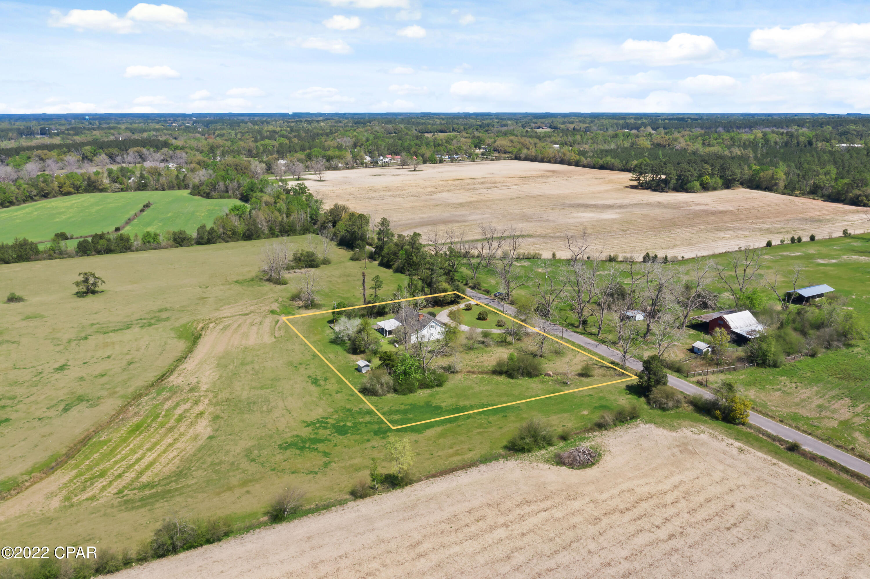 1318 Gainer Road Chipley, FL 32428 - Photo 2 of 25