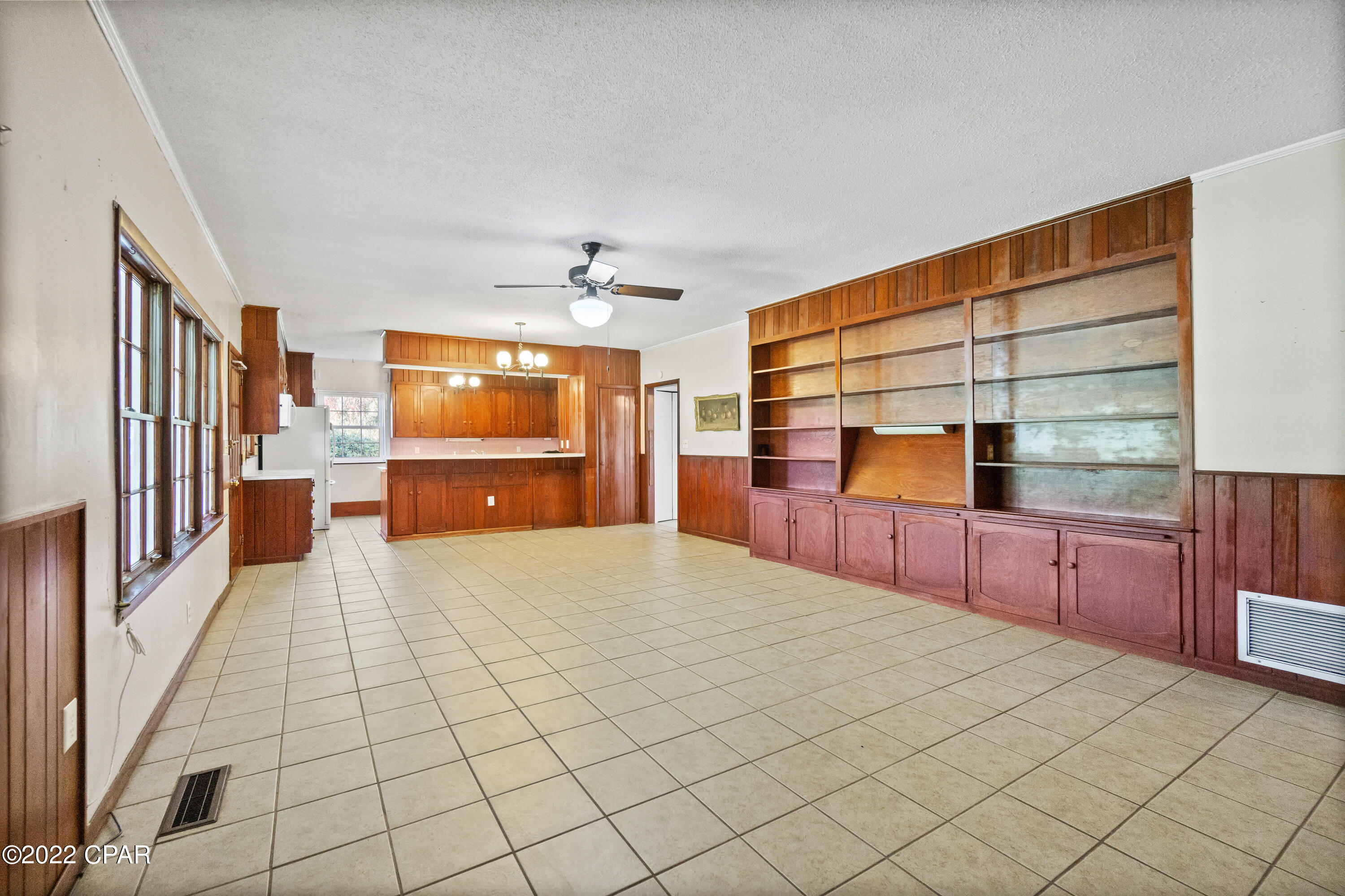 1318 Gainer Road Chipley, FL 32428 - Photo 4 of 25