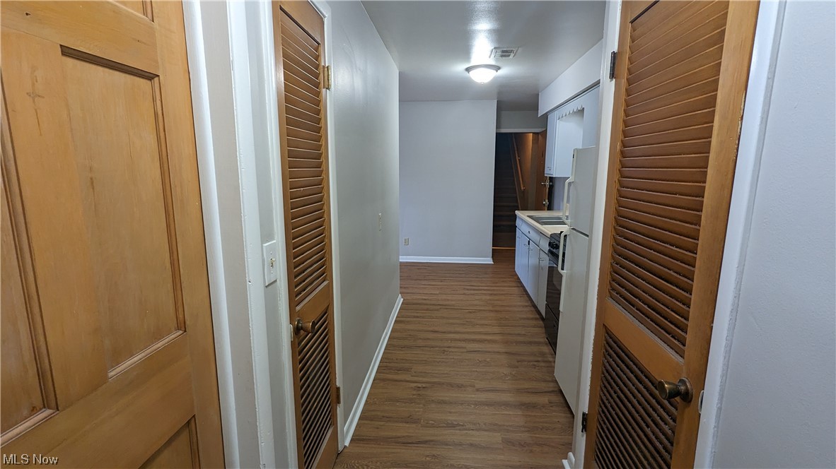 4230 Ridge Road, Unit 6 Brooklyn, OH 44144 - Photo 3 of 7