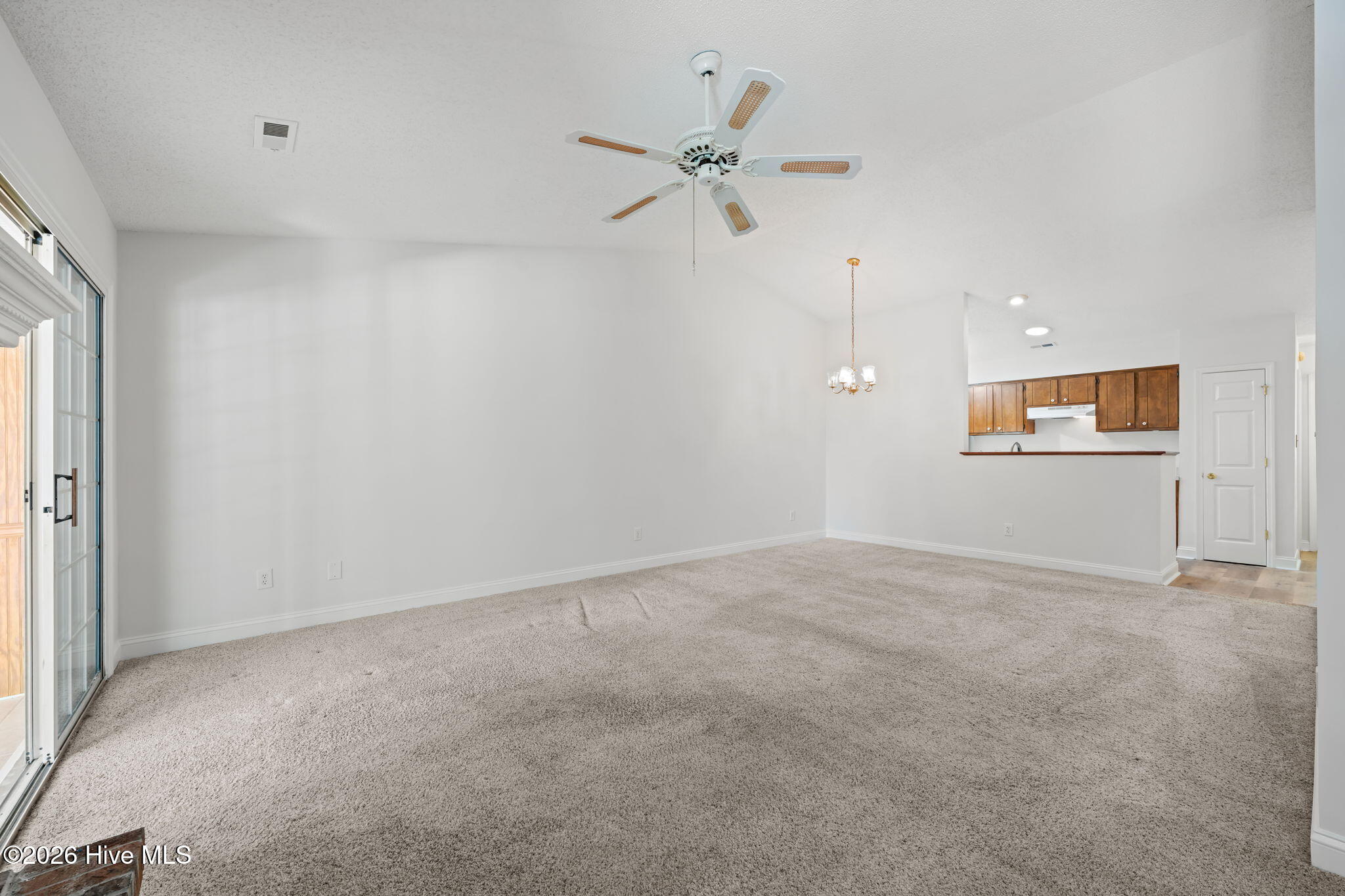 1117 Gilgo Road Oriental, NC 28571 - Photo 18 of 49 33-web-or-mls-DSC_9355