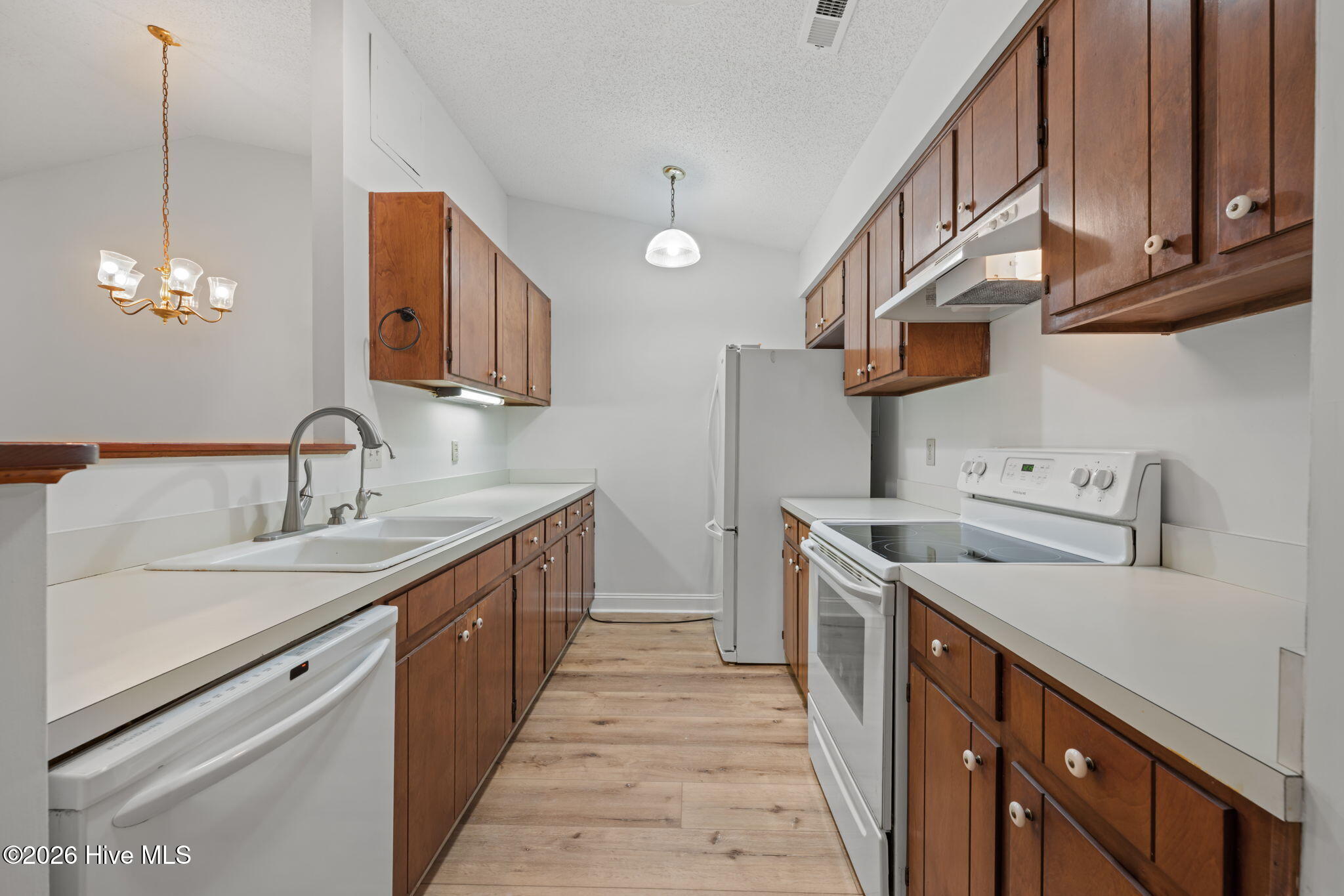 1117 Gilgo Road Oriental, NC 28571 - Photo 7 of 49 27-web-or-mls-DSC_9337