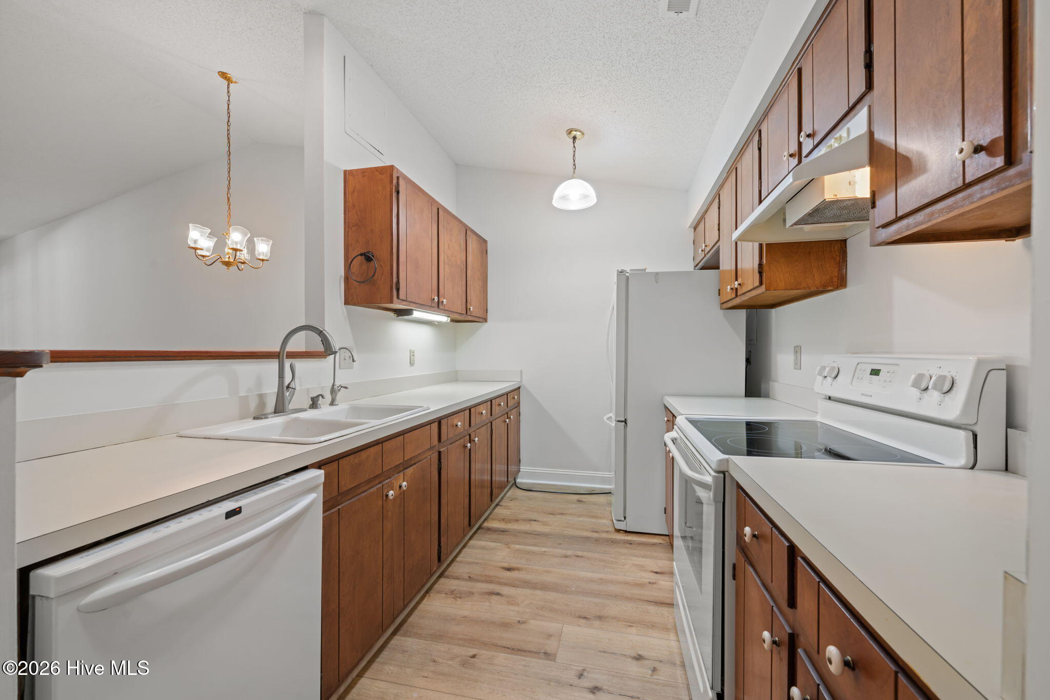 1117 Gilgo Road Oriental, NC 28571 - Photo 8 of 49 28-web-or-mls-DSC_9340