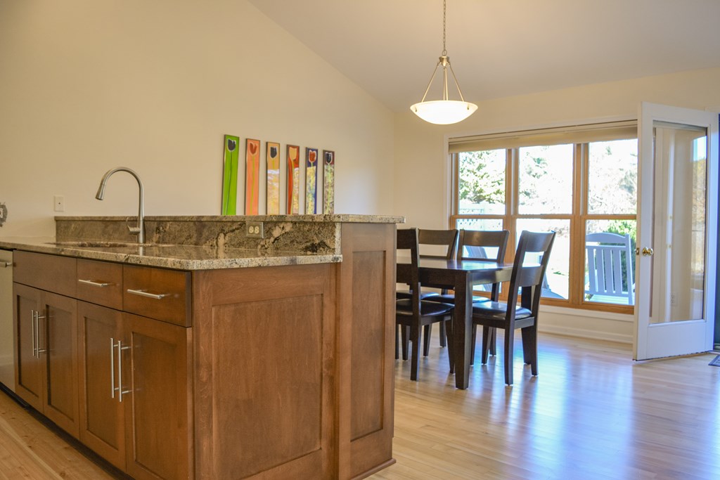 7842 Eames Farm Road, Unit X2 Egg Harbor, WI 54209 - Photo 7 of 40