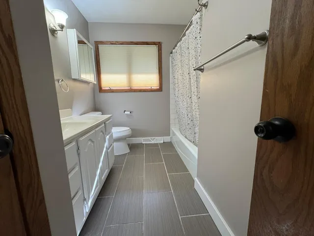 $259,900 | 1100 5th Street Northwest, Austin, MN 55912