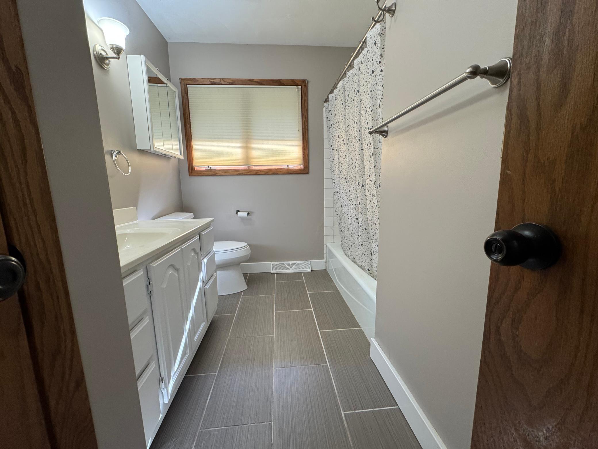 1100 5th Street Northwest Austin, MN 55912 - Photo 13 of 22