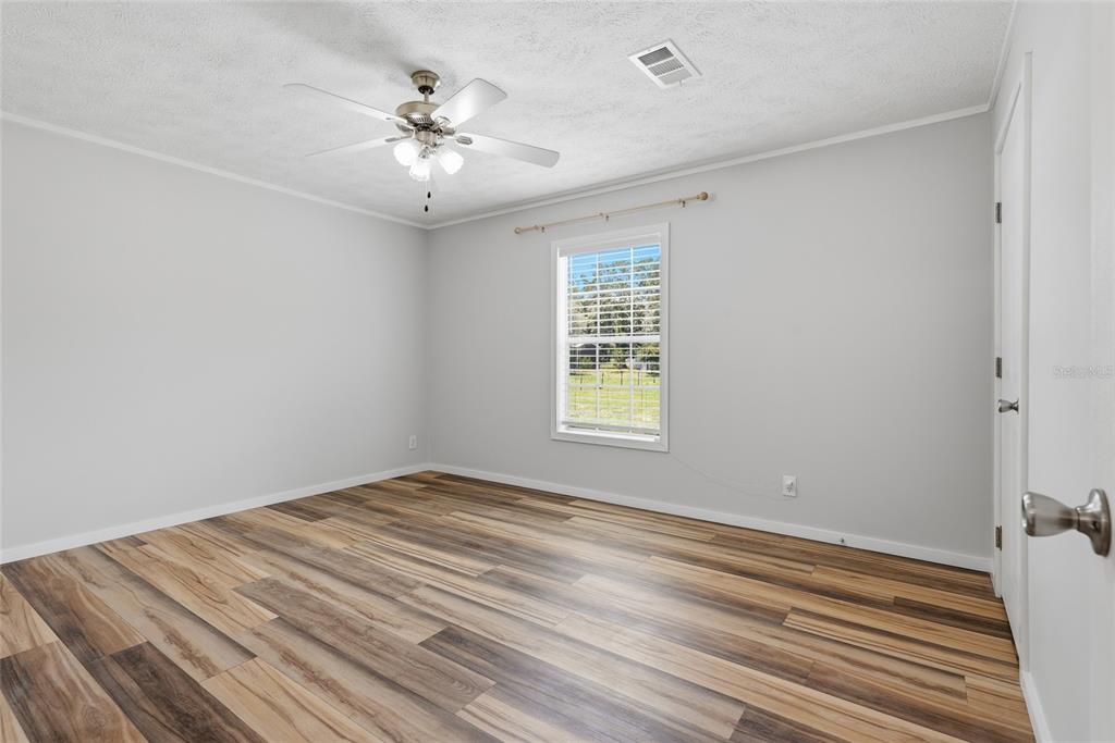 4889 Southwest 35th Trail Bell, FL 32619 - Photo 21 of 45