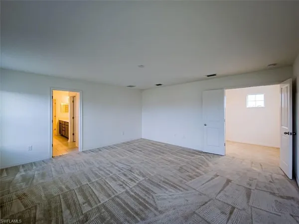 $2,100 | 13715 Garden Hills Drive, Spring Hill, FL 34609