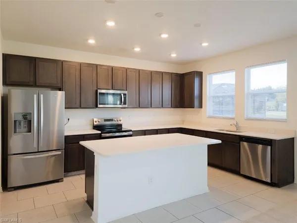 $2,100 | 13715 Garden Hills Drive, Spring Hill, FL 34609