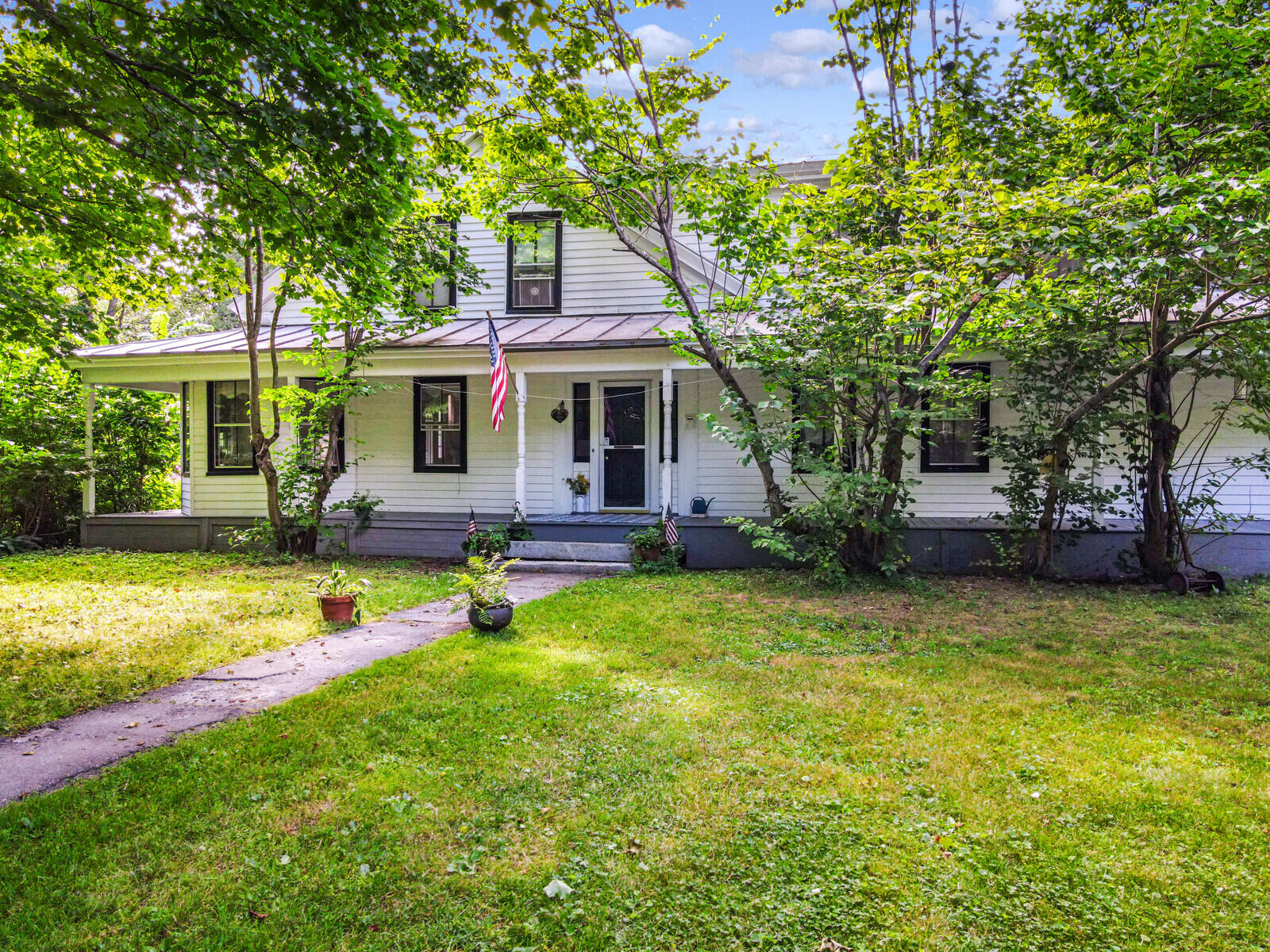 98 Burleigh Road Vassalboro, ME 04989 - Photo 4 of 59 Front of home