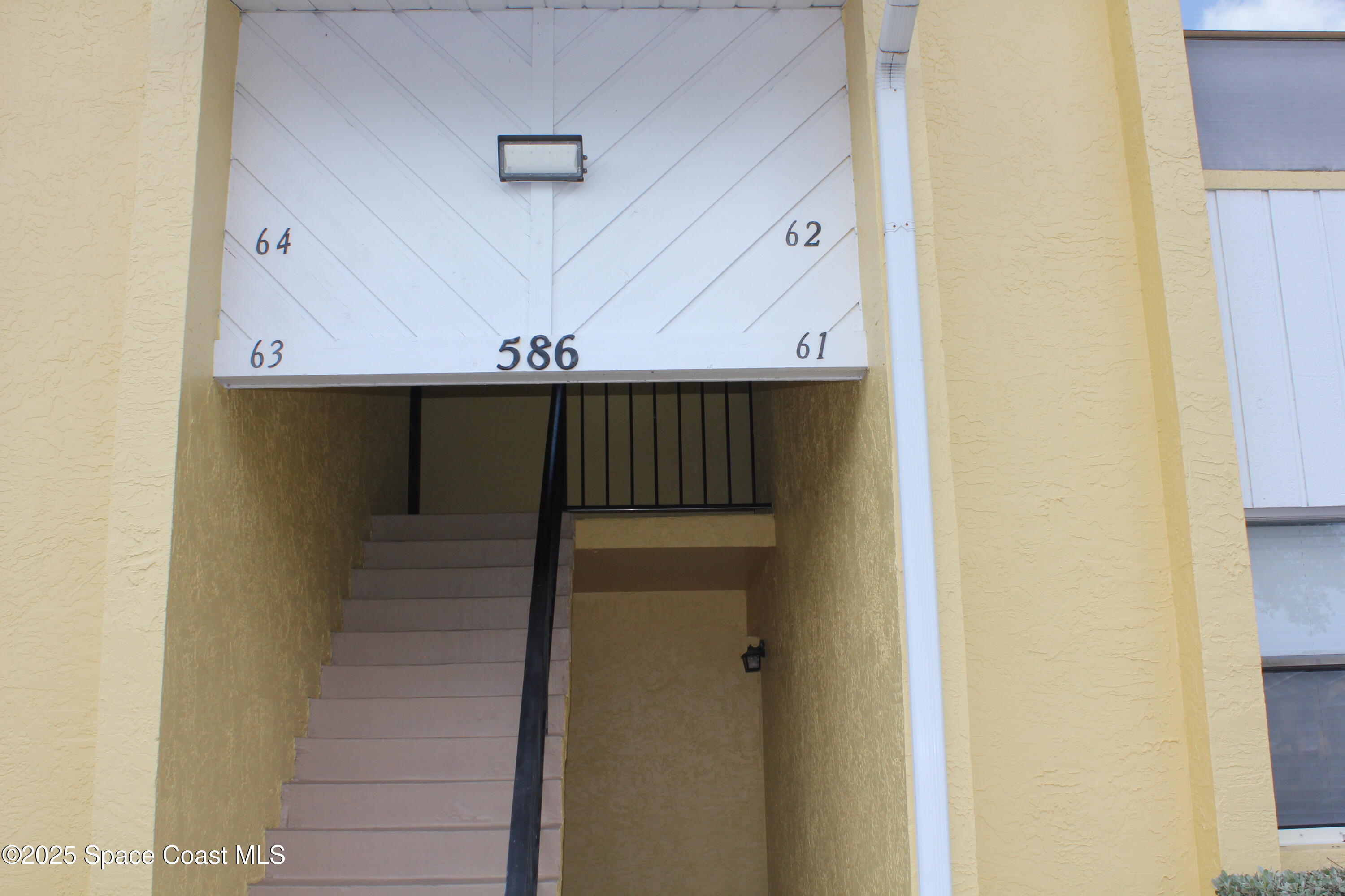 586 North Wickham Road, Unit 62 Melbourne, FL 32935 - Photo 3 of 19 IMG_5052