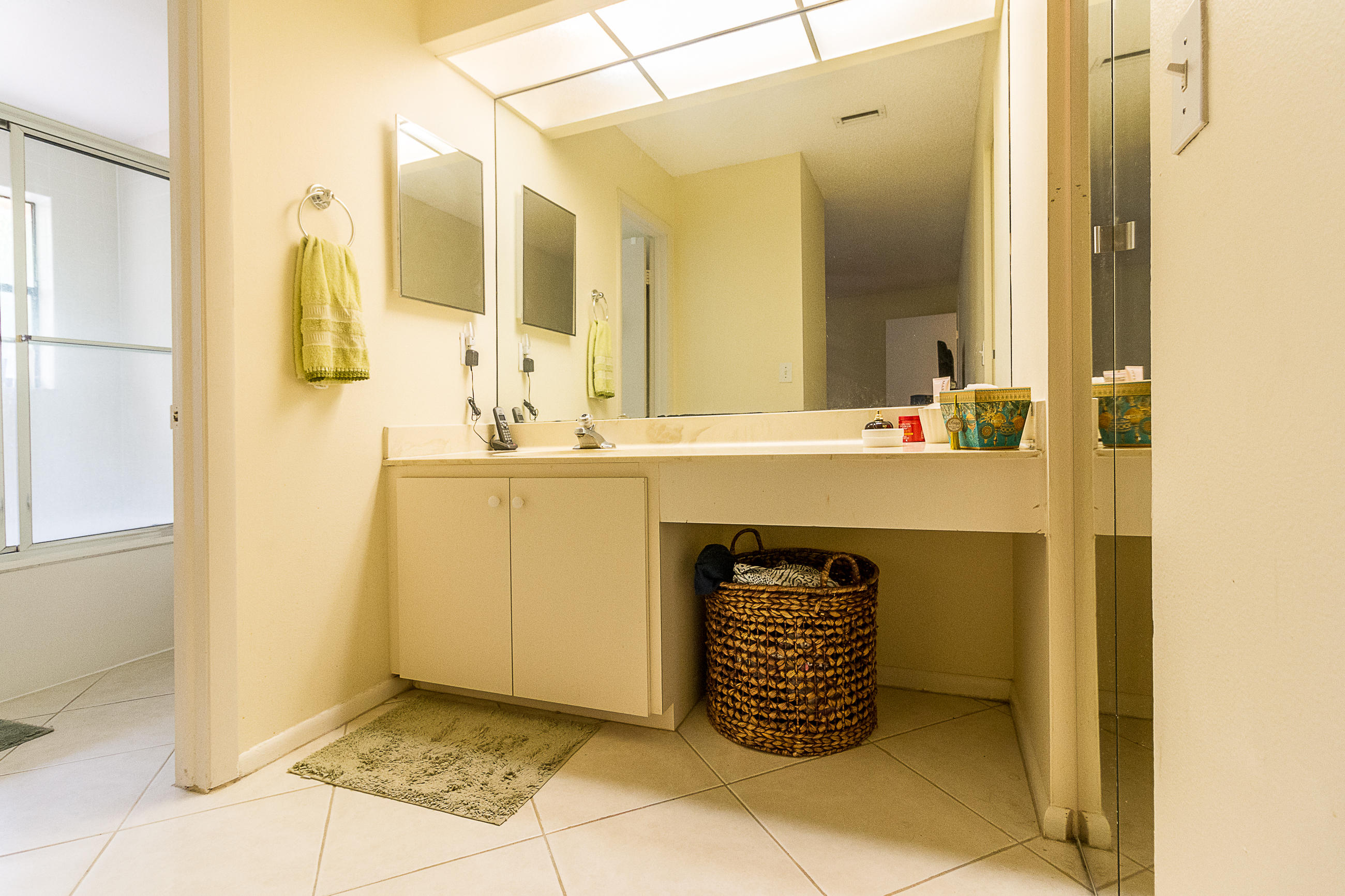 20885 Del Luna Drive Boca Raton, FL 33433 - Photo 23 of 28 Master bathroom
