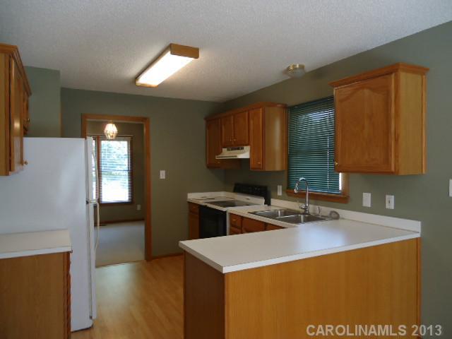 1145 North Shiloh Road York, SC 29745 - Photo 4 of 11 Gallery Image 4