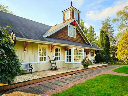 $2,250,000 | Undisclosed Address, North Barrington, IL 60010