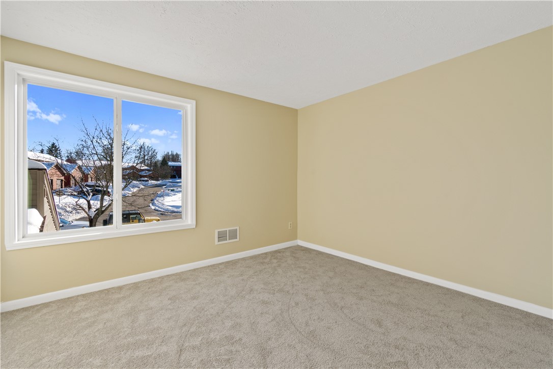 16 Tilegate Perinton, NY 14450 - Photo 17 of 31