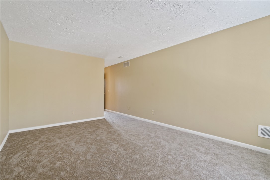 16 Tilegate Perinton, NY 14450 - Photo 24 of 31