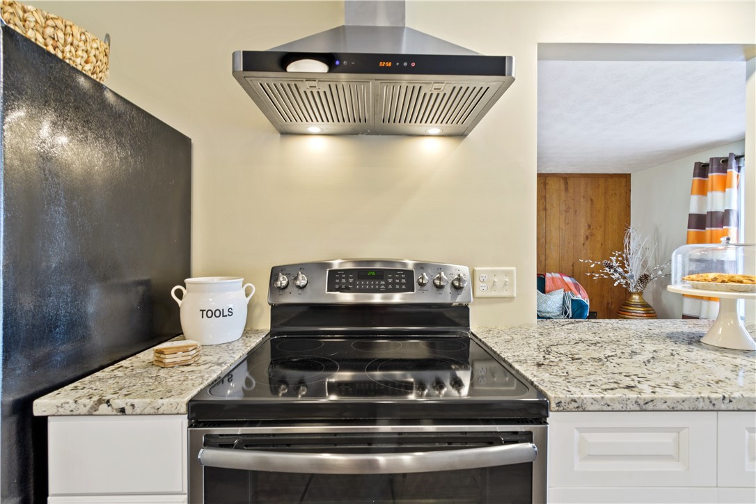 16 Tilegate Perinton, NY 14450 - Photo 5 of 31