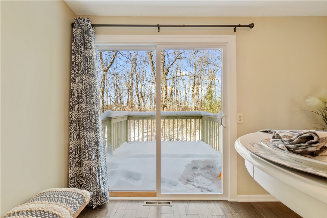 16 Tilegate Perinton, NY 14450 - Photo 8 of 31