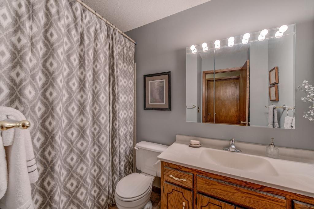 838 Sherwood Road Shoreview, MN 55126 - Photo 13 of 17 Gallery Image 13
