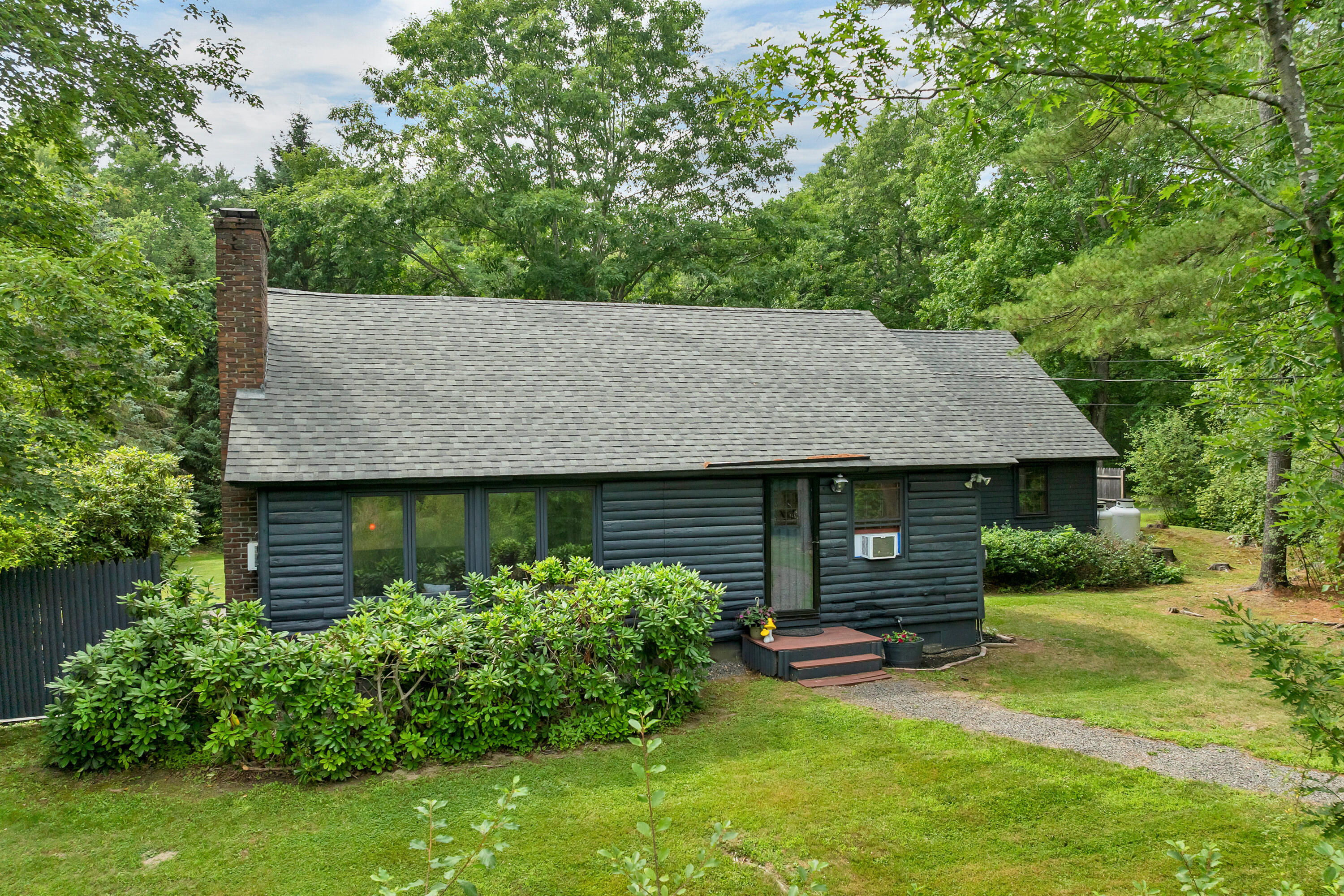 16 Newtown Road York, ME 03909 - Photo 3 of 65 16NewtownRd-005
