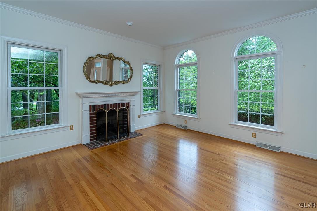 2350 Ballybunion Road Center Valley, PA 18034 - Photo 6 of 27