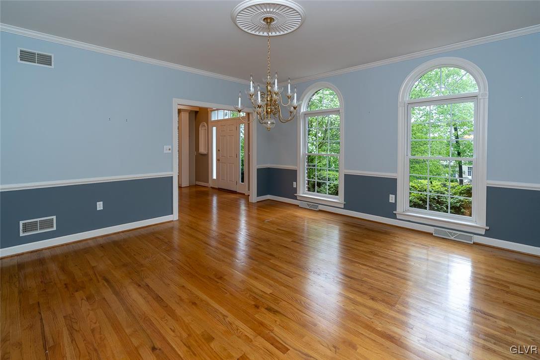 2350 Ballybunion Road Center Valley, PA 18034 - Photo 7 of 27