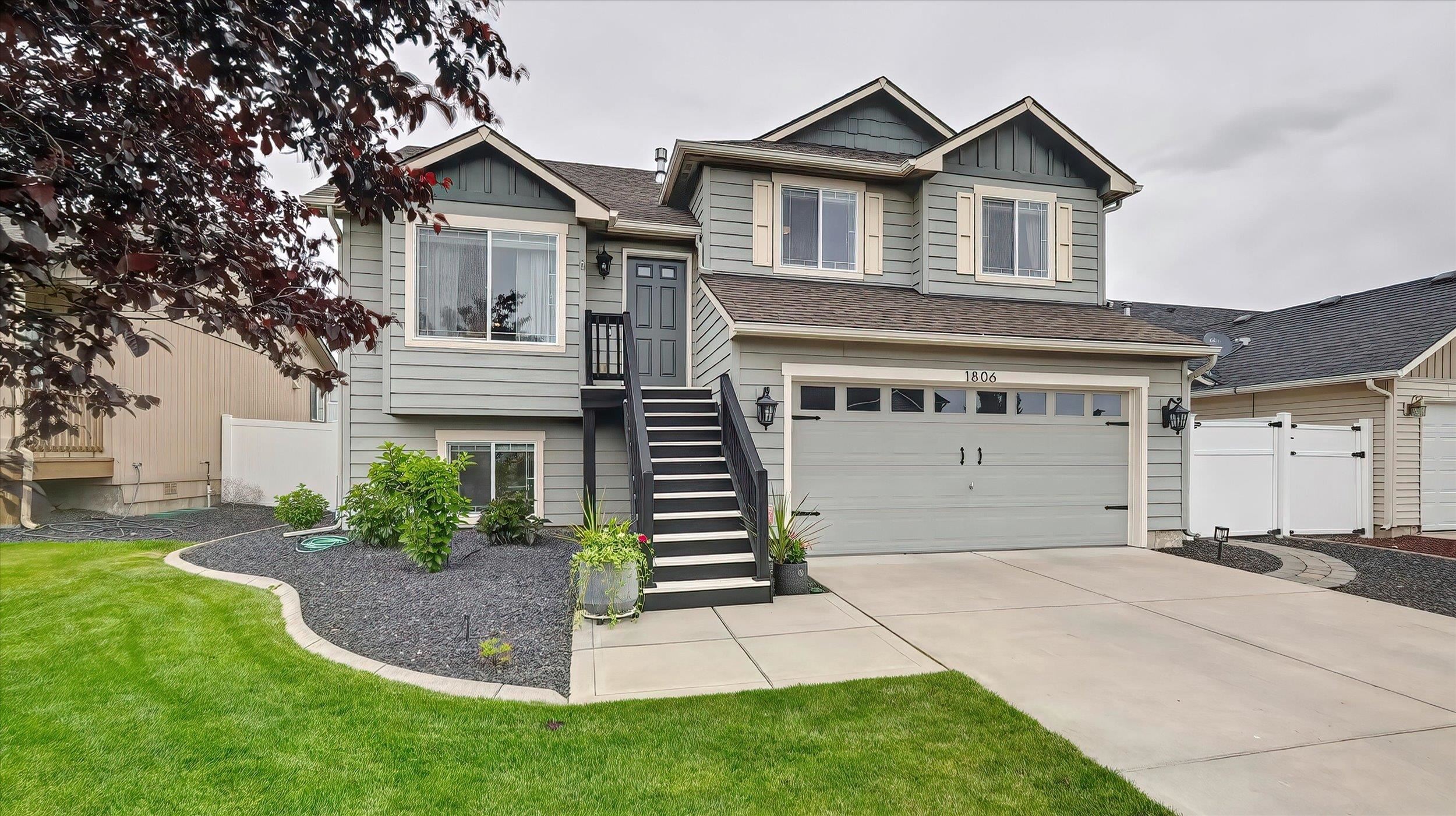1806 West Maxine Avenue Spokane, WA 99208 - Photo 2 of 44